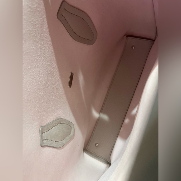 NEW Tod’s Grey Pearl Joy Flag Shoulder Tote Bag - Picture 5 of 6